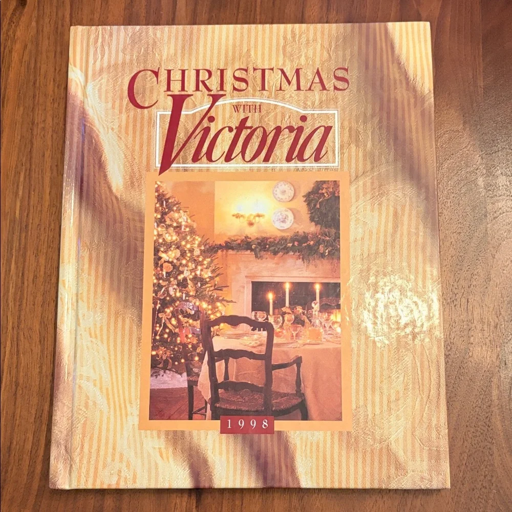 Christmas with Victoria Magazine Book
